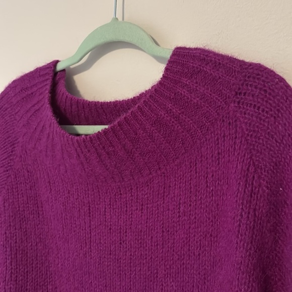 Vintage Design Assets Mohair and Wool Purple Sweater size large - Picture 5 of 8